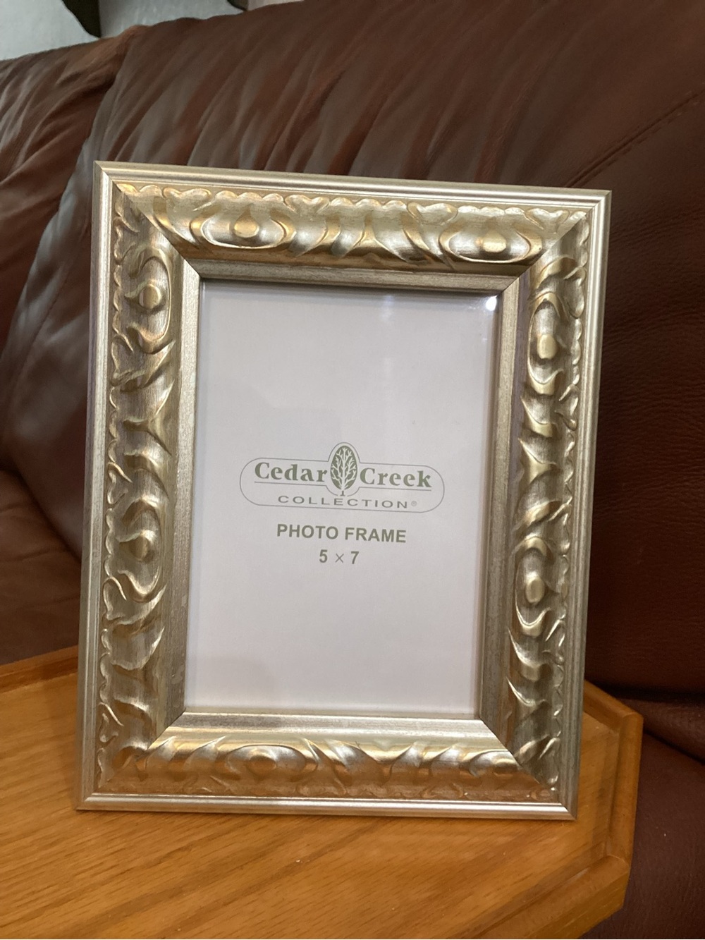 Gold Tone Ornate 5x7 Photo Frame